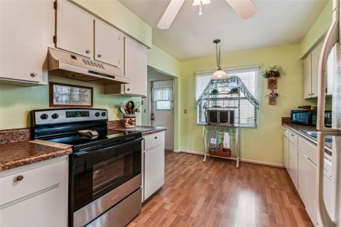 Casa en venta en Lakeland, Florida, 2 dormitorios, 125.88 m2 № 1886446 - foto 19