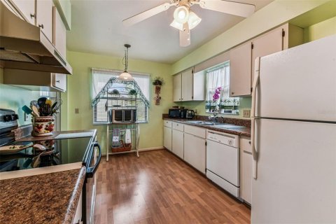 Casa en venta en Lakeland, Florida, 2 dormitorios, 125.88 m2 № 1886446 - foto 20