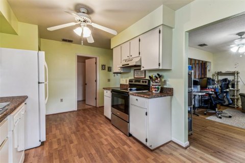 Casa en venta en Lakeland, Florida, 2 dormitorios, 125.88 m2 № 1886446 - foto 16