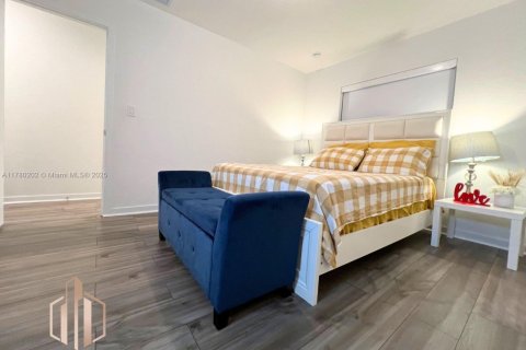 Adosado en venta en Homestead, Florida, 4 dormitorios, 127.65 m2 № 1868756 - foto 12