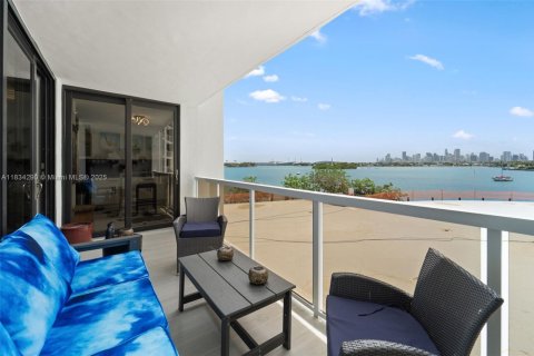 Condominio en venta en Miami Beach, Florida, 2 dormitorios, 133.78 m2 № 1844139 - foto 15