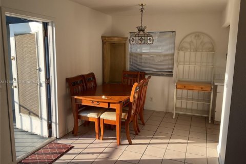 Copropriété à louer à Delray Beach, Floride: 2 chambres, 81.75 m2 № 1970518 - photo 7