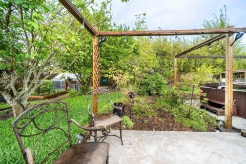 Купить виллу или дом в Дейви, Флорида 5 спален, 180.79м2, № 2063763 - фото 29