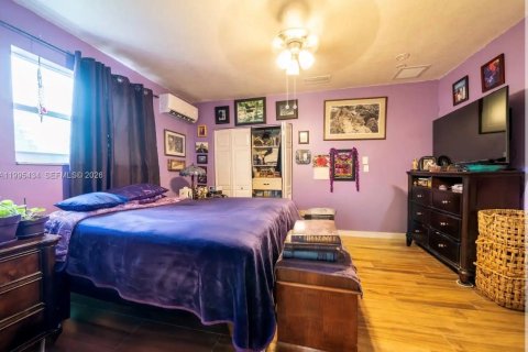 Купить виллу или дом в Дейви, Флорида 5 спален, 180.79м2, № 2063763 - фото 23