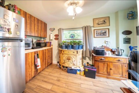 Купить виллу или дом в Дейви, Флорида 5 спален, 180.79м2, № 2063763 - фото 25