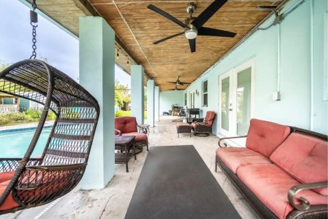 Купить виллу или дом в Дейви, Флорида 5 спален, 180.79м2, № 2063763 - фото 28