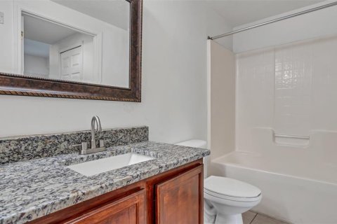 Condo in Riverview, Florida, 3 bedrooms  № 1909144 - photo 22