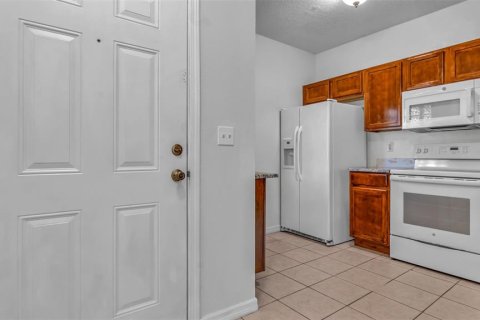Condo in Riverview, Florida, 3 bedrooms  № 1909144 - photo 7