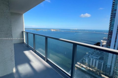 Condo in Miami, Florida, 1 bedroom № 2186241 - photo 8