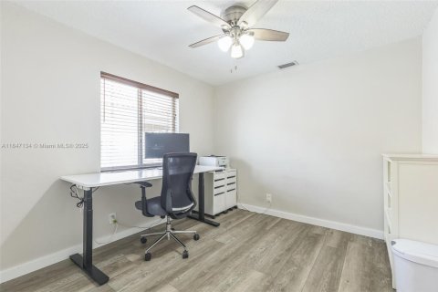 Casa en venta en Weston, Florida, 3 dormitorios, 127.09 m2 № 1845543 - foto 27
