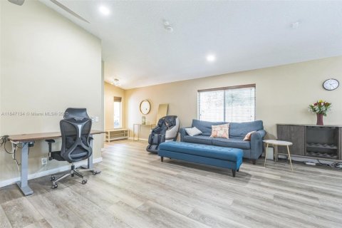 Casa en venta en Weston, Florida, 3 dormitorios, 127.09 m2 № 1845543 - foto 4