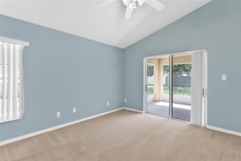 House in Eustis, Florida 4 bedrooms, 167.13 sq.m. № 1832670 - photo 25