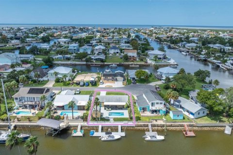 Casa en venta en Hernando Beach, Florida, 2 dormitorios, 77.29 m2 № 1914251 - foto 6