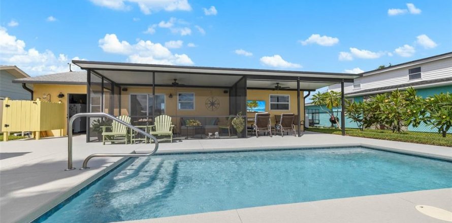 Casa en Hernando Beach, Florida 2 dormitorios, 77.29 m2 № 1914251