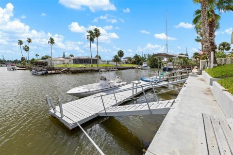 Casa en venta en Hernando Beach, Florida, 2 dormitorios, 77.29 m2 № 1914251 - foto 30
