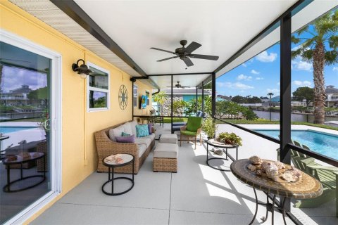 Casa en venta en Hernando Beach, Florida, 2 dormitorios, 77.29 m2 № 1914251 - foto 23