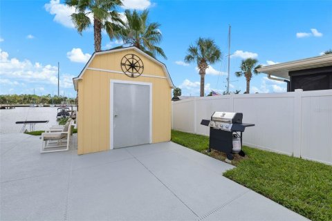 Casa en venta en Hernando Beach, Florida, 2 dormitorios, 77.29 m2 № 1914251 - foto 25
