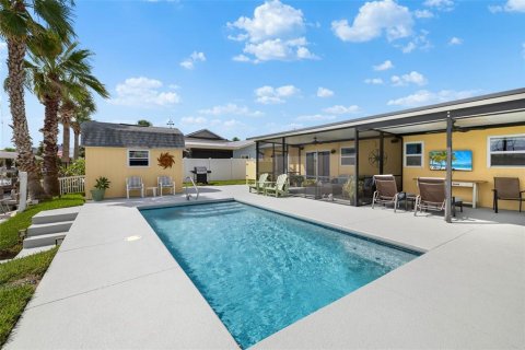 Casa en venta en Hernando Beach, Florida, 2 dormitorios, 77.29 m2 № 1914251 - foto 28