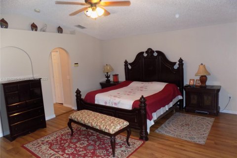 Villa ou maison à vendre à Orlando, Floride: 5 chambres № 1977854 - photo 12