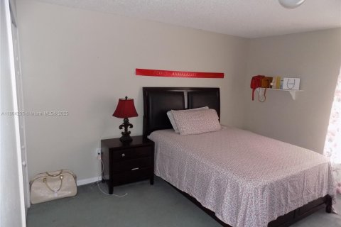 Villa ou maison à vendre à Orlando, Floride: 5 chambres № 1977854 - photo 10