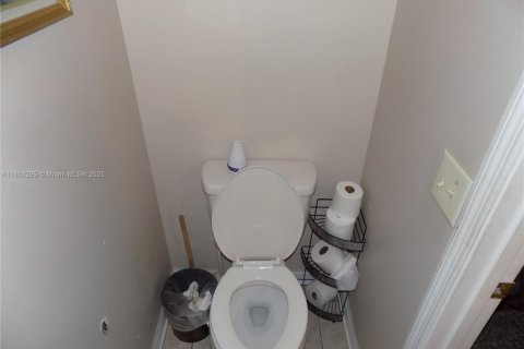 Villa ou maison à vendre à Orlando, Floride: 5 chambres № 1977854 - photo 9