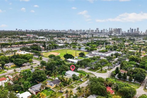 House in North Miami Beach, Florida 2 bedrooms, 127.83 sq.m. № 2244162 - photo 29