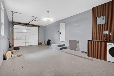 House in North Miami Beach, Florida 2 bedrooms, 127.83 sq.m. № 2244162 - photo 24