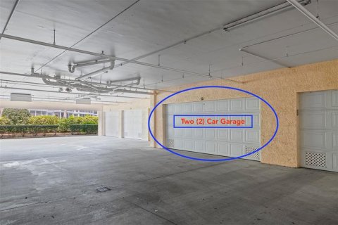 Copropriété à vendre à Sarasota, Floride: 2 chambres, 189.71 m2 № 2100904 - photo 6