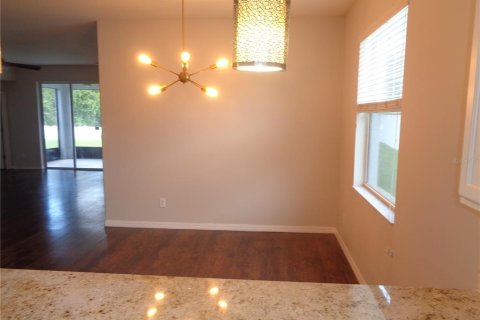 House in Orlando, Florida 3 bedrooms, 155.15 sq.m. № 1765987 - photo 5
