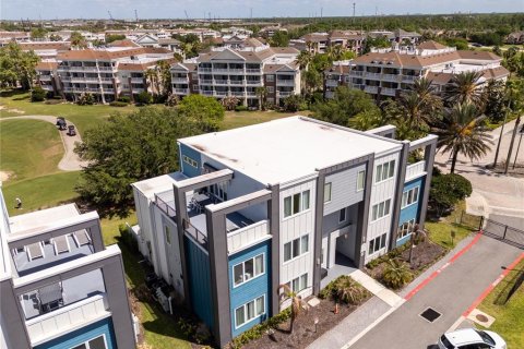 Condo in Four Corners, Florida, 5 bedrooms № 2232031 - photo 7