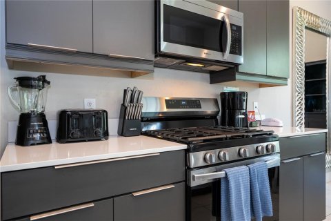 Condo in Four Corners, Florida, 5 bedrooms № 2232031 - photo 19