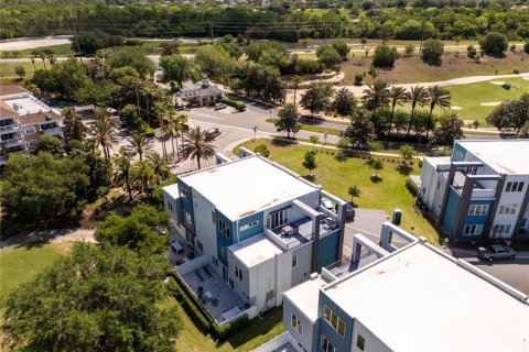 Condo in Four Corners, Florida, 5 bedrooms № 2232031 - photo 6