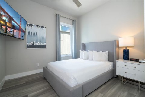 Condo in Four Corners, Florida, 5 bedrooms № 2232031 - photo 27