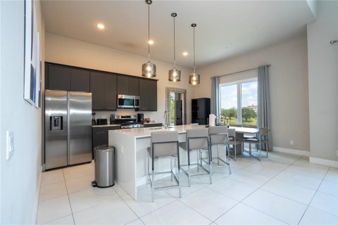 Condo in Four Corners, Florida, 5 bedrooms № 2232031 - photo 15