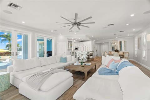 Villa ou maison à vendre à Clearwater, Floride: 5 chambres, 469.25 m2 № 1900495 - photo 13