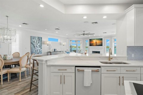 Villa ou maison à vendre à Clearwater, Floride: 5 chambres, 469.25 m2 № 1900495 - photo 17