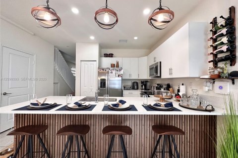 Touwnhouse à louer à Hialeah, Floride: 3 chambres, 143.07 m2 № 2388057 - photo 10