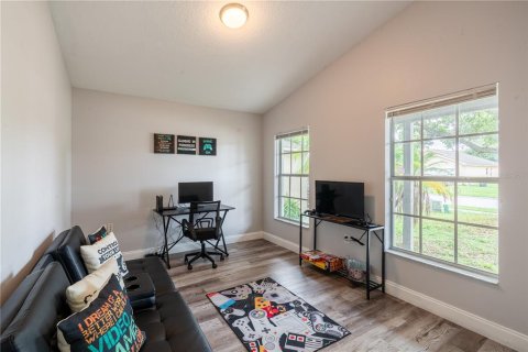 House in Orlando, Florida 3 bedrooms, 135.27 sq.m. № 1778665 - photo 6