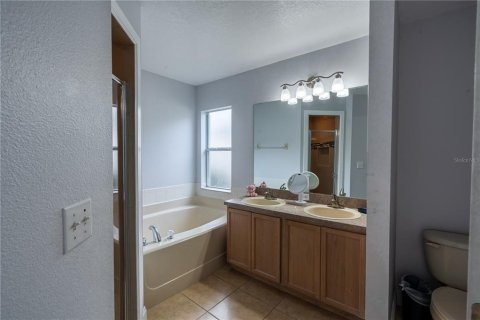 House in Orlando, Florida 3 bedrooms, 135.27 sq.m. № 1778665 - photo 27