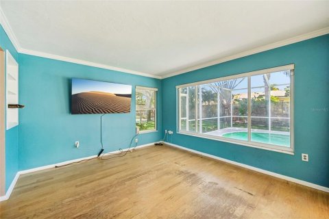 House in Sarasota, Florida 3 bedrooms, 162.58 sq.m. № 2414910 - photo 15