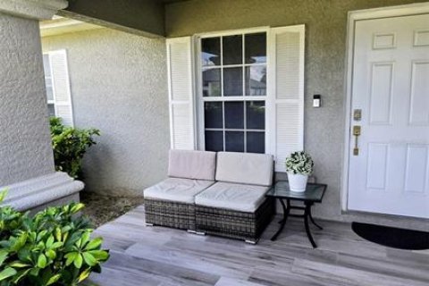 Villa ou maison à louer à Cape Coral, Floride: 3 chambres, 135.82 m2 № 2150913 - photo 4