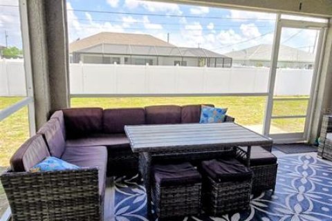 Villa ou maison à louer à Cape Coral, Floride: 3 chambres, 135.82 m2 № 2150913 - photo 21