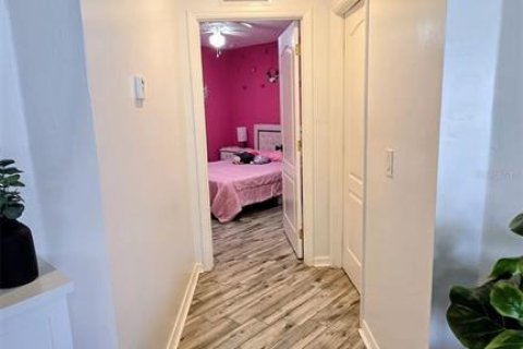 Villa ou maison à louer à Cape Coral, Floride: 3 chambres, 135.82 m2 № 2150913 - photo 16