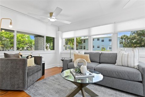 Casa en venta en Saint Petersburg, Florida, 3 dormitorios, 167.78 m2 № 1754709 - foto 12