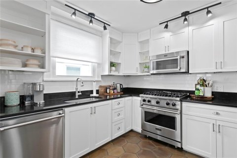 Casa en venta en Saint Petersburg, Florida, 3 dormitorios, 167.78 m2 № 1754709 - foto 20