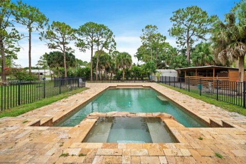 House in West Palm Beach, Florida 3 bedrooms, 169.55 sq.m. № 1730985 - photo 27