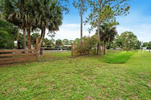 House in West Palm Beach, Florida 3 bedrooms, 169.55 sq.m. № 1730985 - photo 24