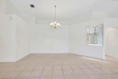 Villa ou maison à vendre à Boynton Beach, Floride: 3 chambres, 226.03 m2 № 2081715 - photo 5