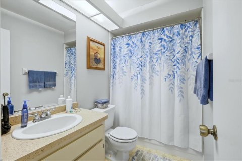 Touwnhouse à vendre à Sarasota, Floride: 2 chambres, 132.85 m2 № 2415399 - photo 17