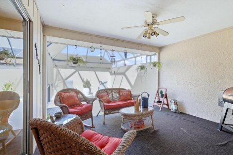 Touwnhouse à vendre à Sarasota, Floride: 2 chambres, 132.85 m2 № 2415399 - photo 12